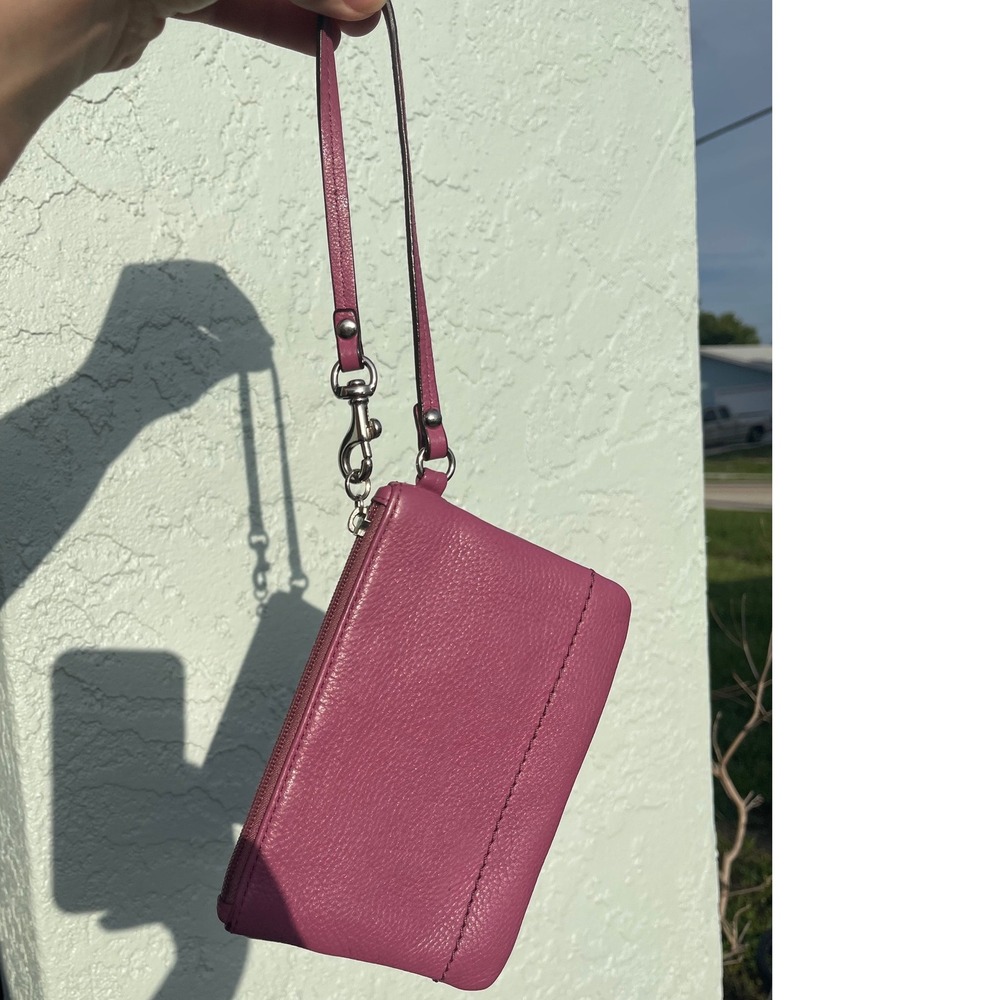 Coach Pebble leather Mauve wristlet - Picture 2 of 2